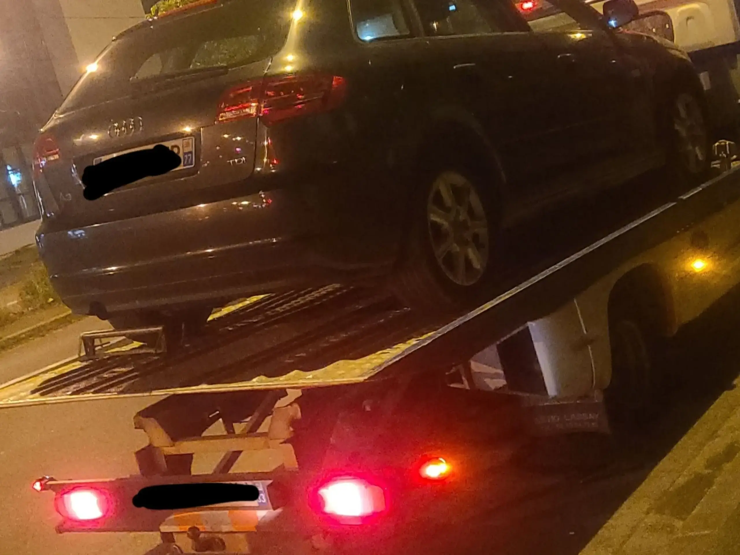 Enlèvement épave de nuit en Seine-et-Marne — disponible 24h/24 7j/7
